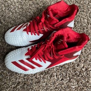 7.5 Adidas Freak cleats